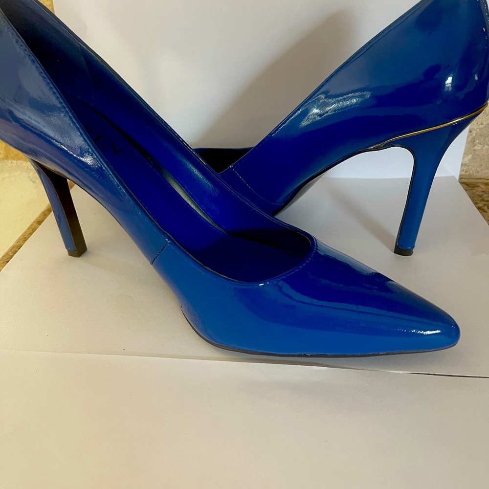 Lauren Ralph Blue Patent Leather Heel Pumps